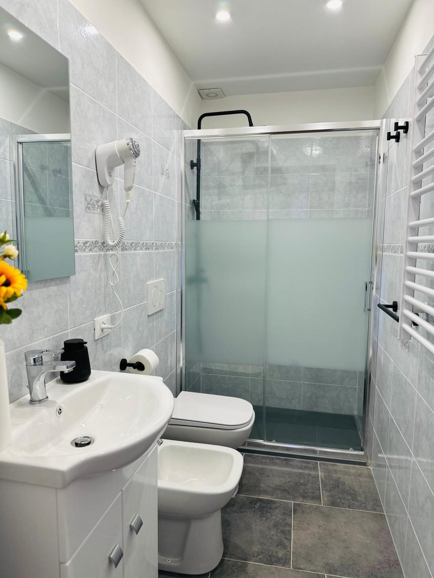 Bed and breakfast - Residenza D'epoca Piazza Cairoli